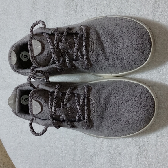 Allbirds WR Wool Runner Light Gray Running Shoes Size 9 Women's - Picture 1 of 9